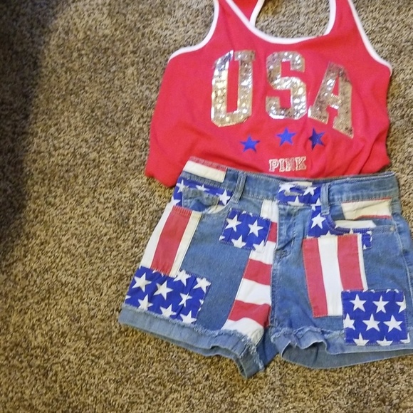 L.E.I Shorts Size 16 Patriotic - Picture 5 of 5